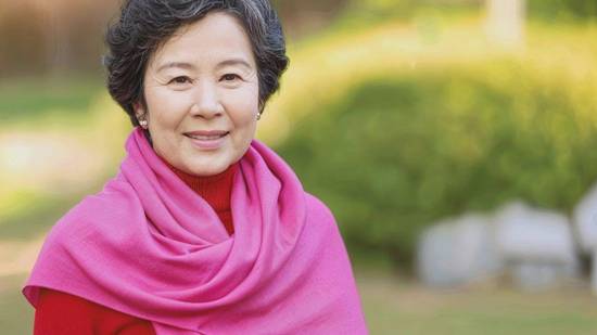 女性手心發熱是怎么回事,女性手心發熱原因解析與調理方法探討